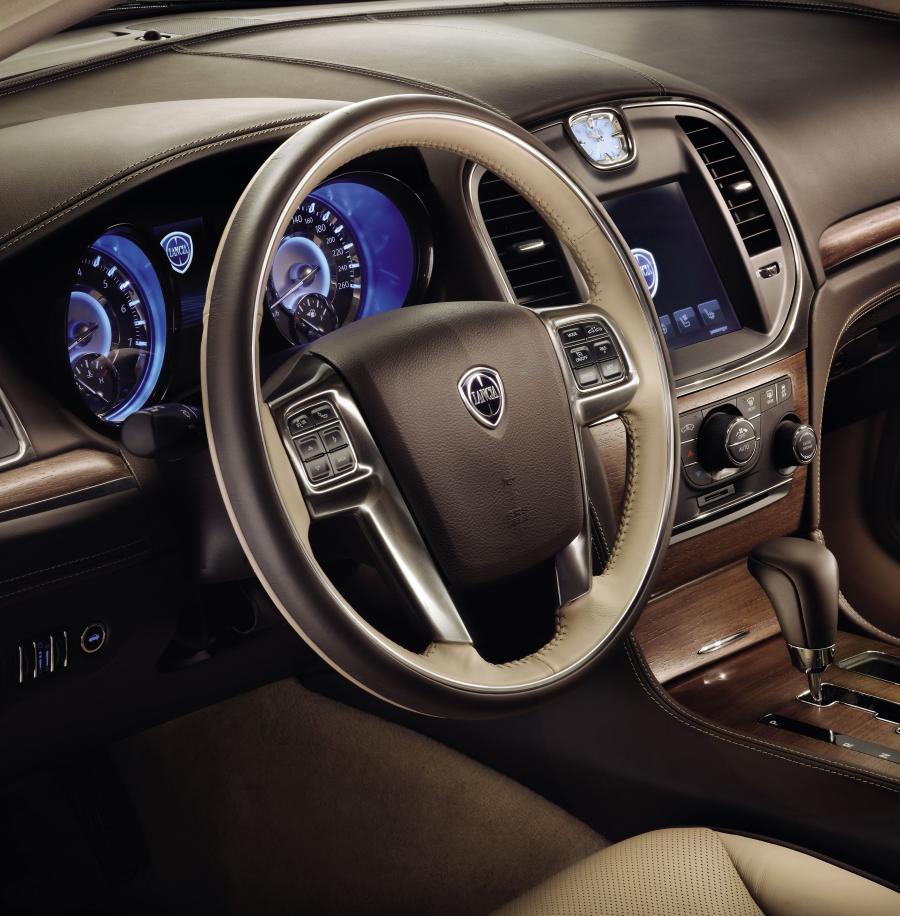  Lancia Thema 2011 года  (фото 4 из 77)